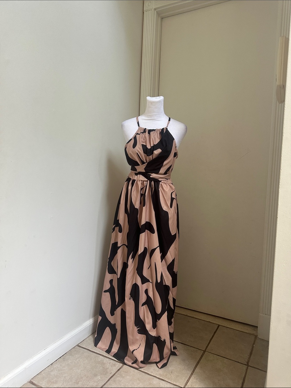 SHEIN Beige and Black Abstract Halter Maxi Dress